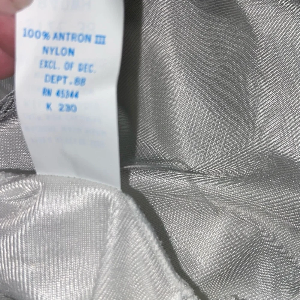 Vintage Nylon Slip Under Dress Womens Size 38 White Silky Satin Adjustable Strap - Picture 8 of 11